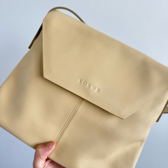 Loewe vintage flap leather shoulder / crossbody bag - Picture 2 of 9
